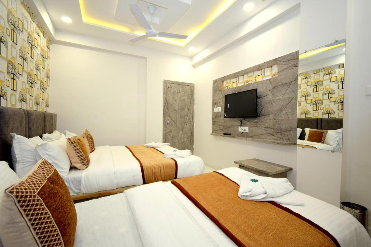 Hotel A1 Vastrapur Ahmadábád Exteriér fotografie